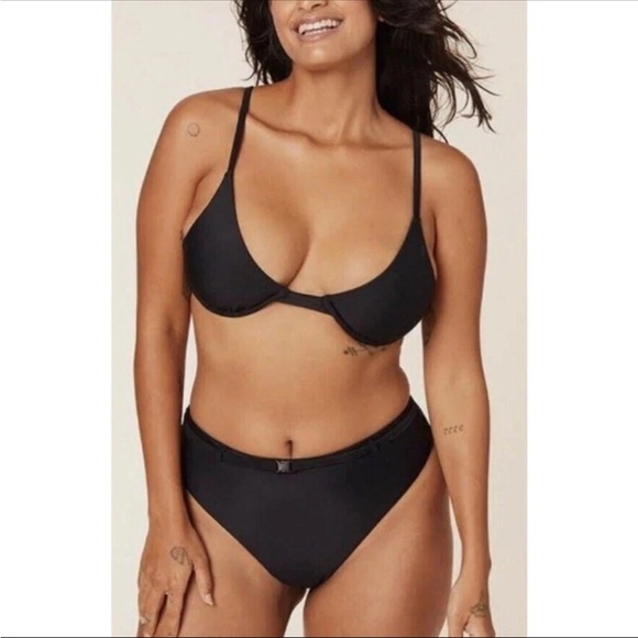 Andie Other - ANDIE SWIM The Sicily Top Medium in Black NWT 111